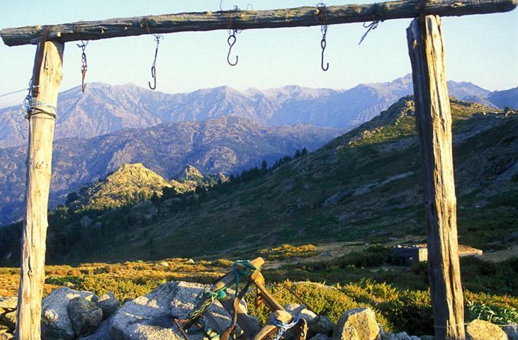 L'Acqua Viva Ξενοδοχείο Calacuccia Εξωτερικό φωτογραφία